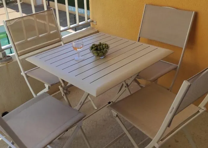 Petit Sympa Clim Piscine Balcon Апартаменты
